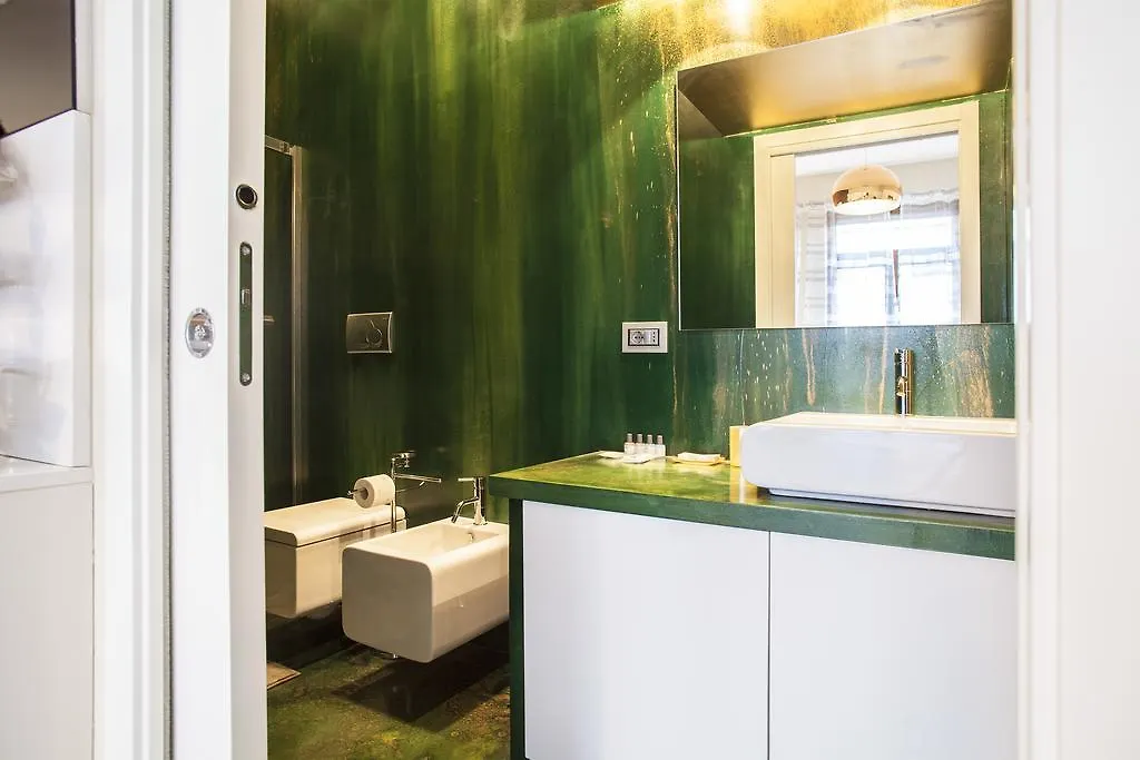 Hemeras Boutique Homes - Super Central Design Apartments Milan 0*,  Italy