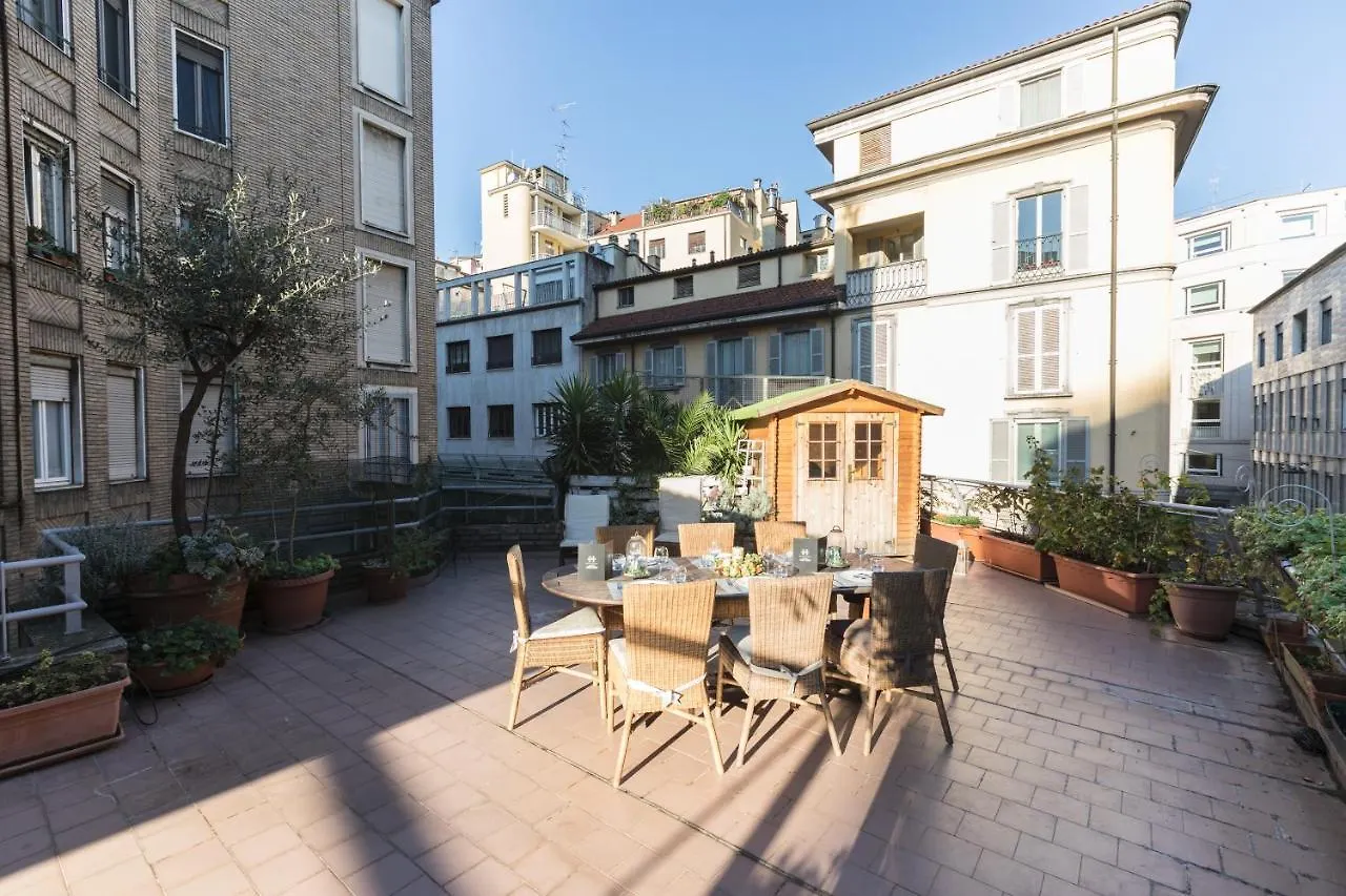 Hemeras Boutique Homes - Super Central Design Apartments Milan Italy