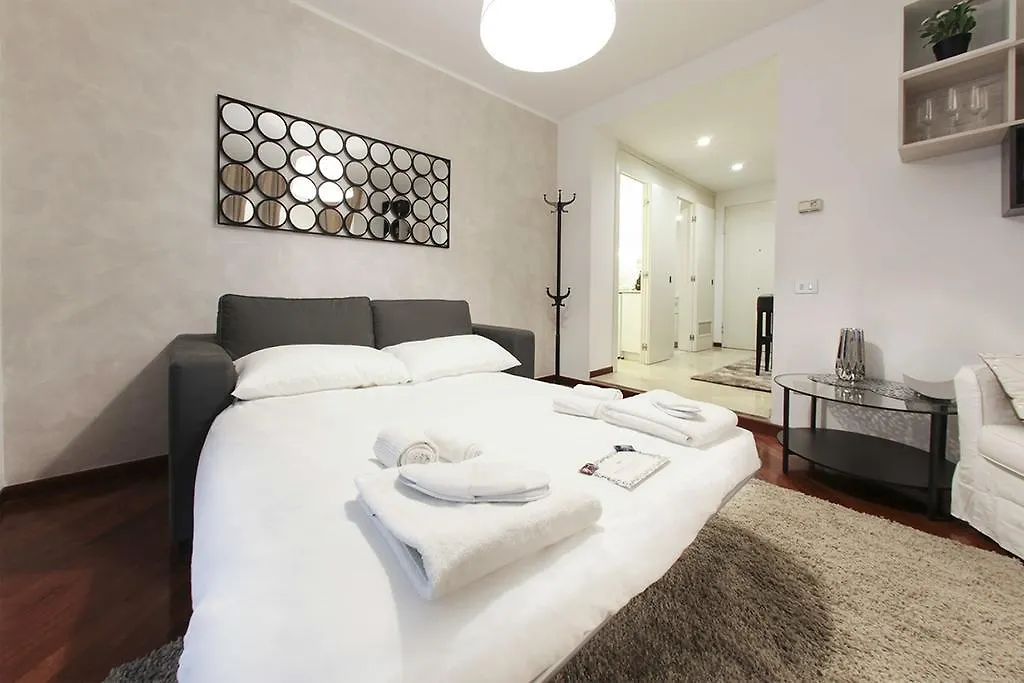 ميلان Hemeras Boutique Homes - Super Central Design Apartments 0*,