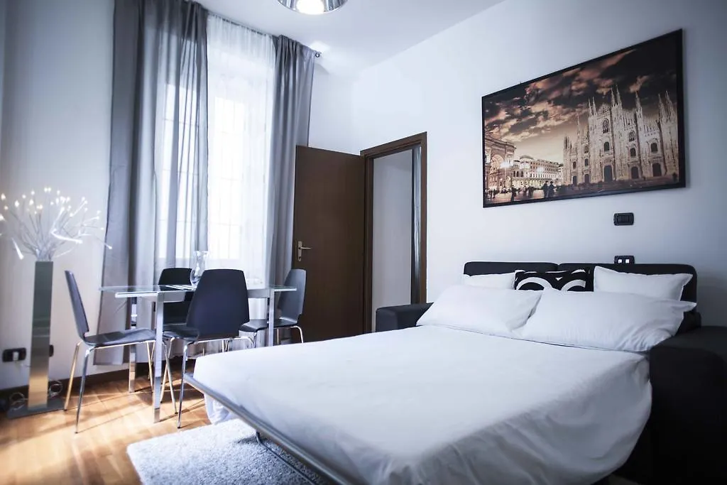 ميلان Hemeras Boutique Homes - Super Central Design Apartments إيطاليا