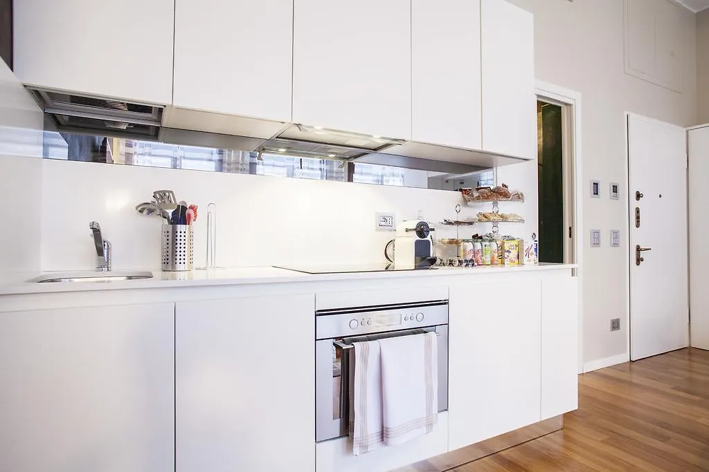 ميلان Hemeras Boutique Homes - Super Central Design Apartments إيطاليا